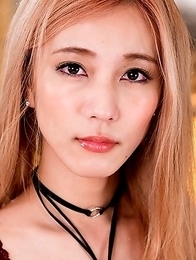 Chulin shows off her incredible femine body.